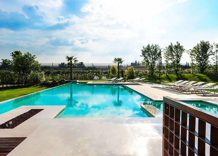 Belvivere Suites